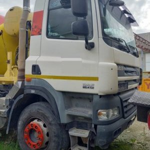 foto 9m3 concrete mixer Kurta 8x4 DAF