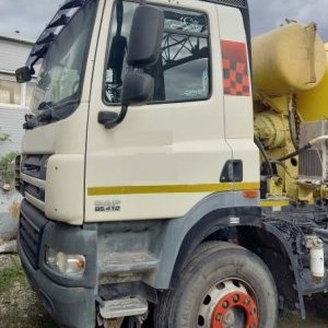 foto 9m3 concrete mixer Kurta 8x4 DAF