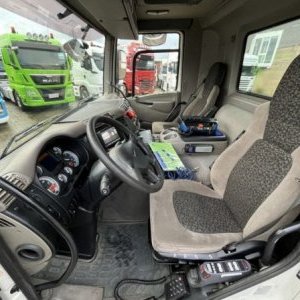 foto 6x2 DAF CF 75 + HMF 2420